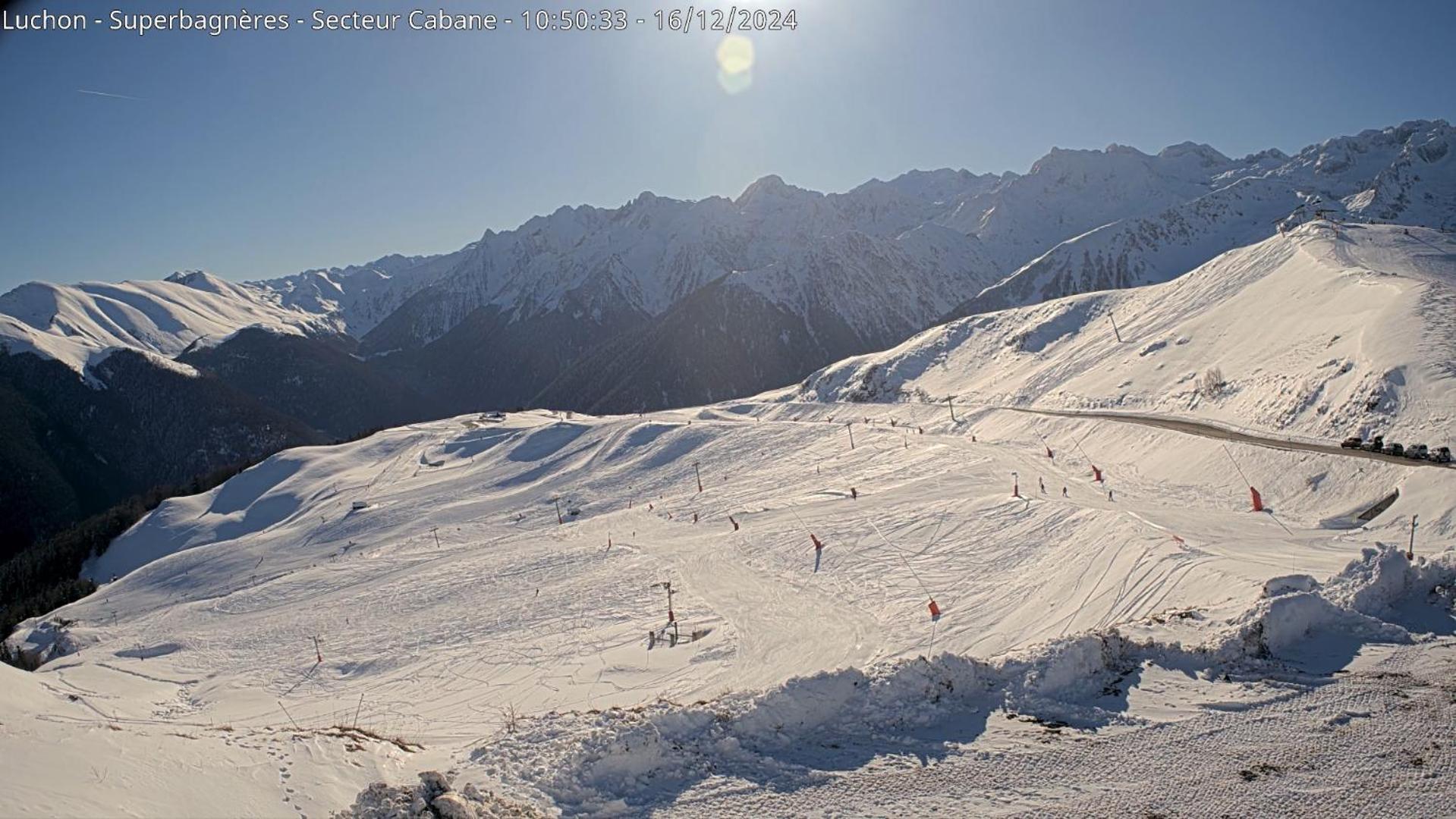 Le 102, T3 Pour 5 Personnes, Vue Montagne, Classe 2 Etoiles Nf, Parking, Piscine En Ete Bagnères-de-Luchon エクステリア 写真